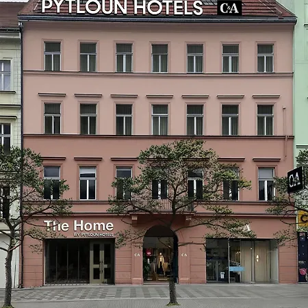 The By Pytloun 5*